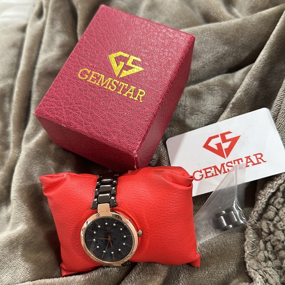 GEMSTAR WRISTWATCHE Unisex -Vintage